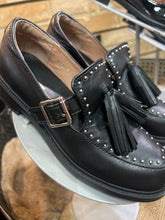ALL BLACK FOOTWEAR - Big Tassel Loafer