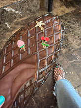 Jelly Flat - Brown with Charms