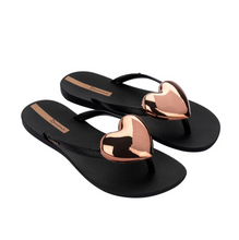 New Heart Flip-Flop