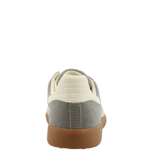 BACK 70 - CLOUD C in GREY MILK Sneakers