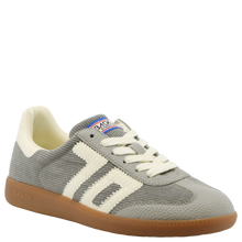 BACK 70 - CLOUD C in GREY MILK Sneakers