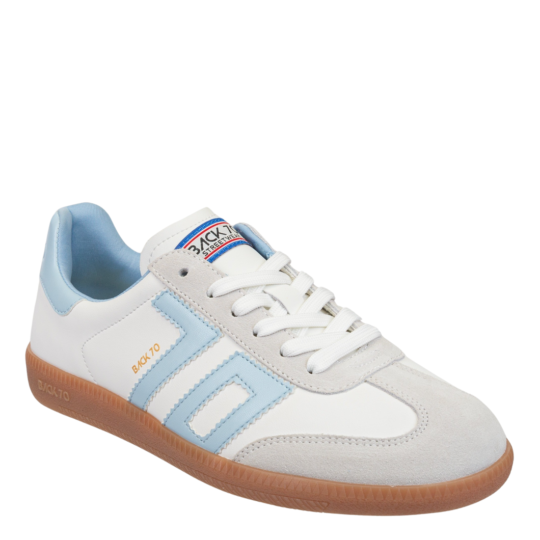 BACK 70 - CLOUD in LIGHT BLUE Sneakers