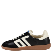 BACK 70 - CLOUD NC in BLACK MILK Sneakers
