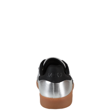 BACK 70 - CLOUD NM in SILVER BLACK Sneakers