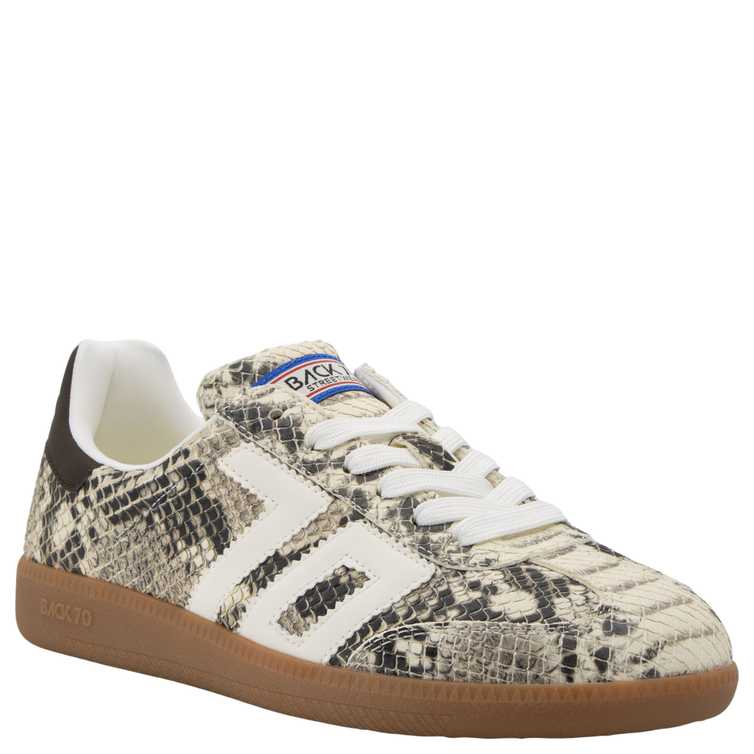BACK 70 - CLOUD SR in MILK WHITE Sneakers