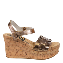 OTBT - CHARLESTON in GOLD Wedge Sandals