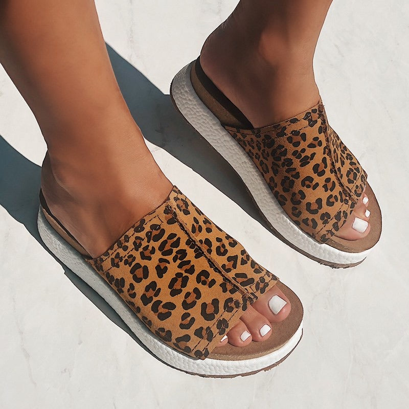 Louis Vuitton - Savanna Leopard Print Satin Cork Wedge Sandals 36 |  www.luxurybags.eu